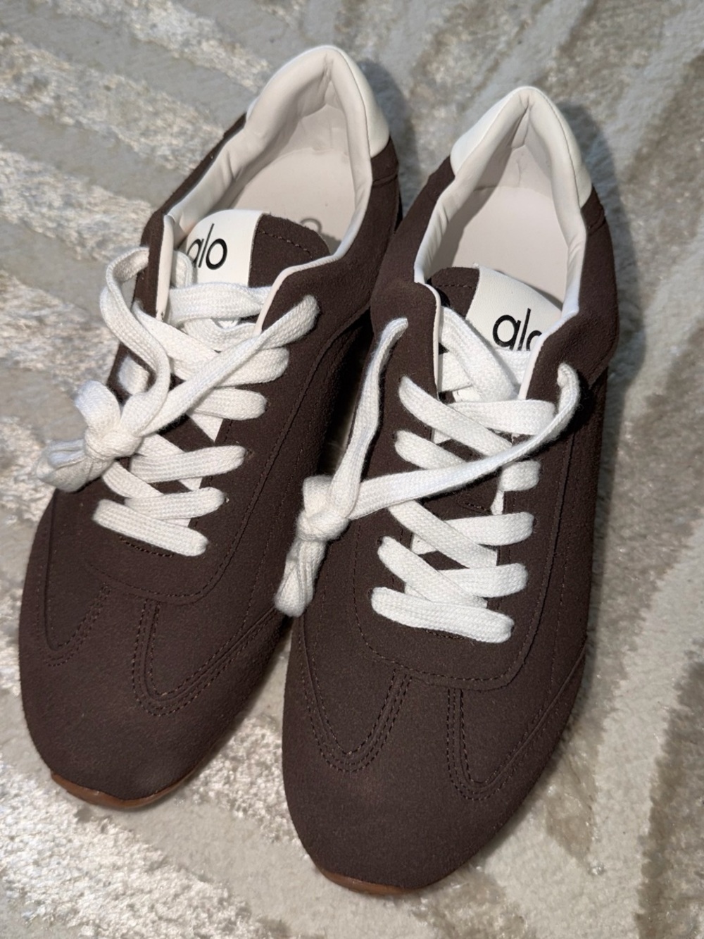 ALO Yoga Women's Dark Brown Canvas Lace-Up Sneakers with White Laces